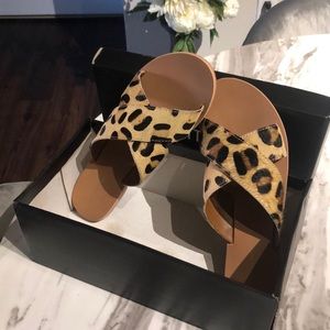 Brand new leather cross strap sandal